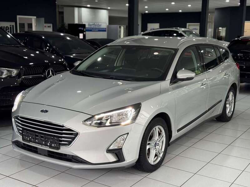 Silber Gebraucht 2019 Ford Focus Cool & Connect Kombi | 13.990 € (Superpreis) - Bild 1/4