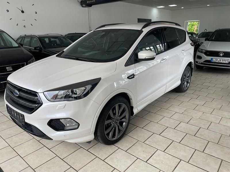Weiß Gebraucht 2019 Ford Kuga ST-Line SUV | 14.950 € (Guter Preis) - Bild 1/4