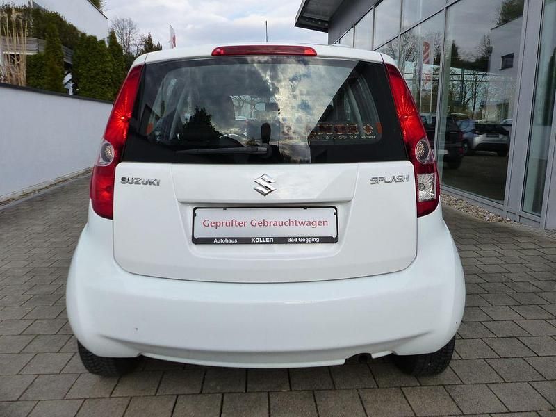 Gebraucht Suzuki Splash 65 PS (47 kW) 2009 Weiß Kleinwagen