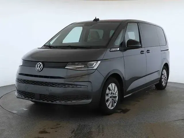 Używany VW Multivan Basis 204 KM (150 kW) 2024 Minivan