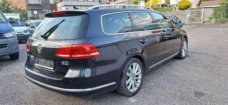 Gebraucht VW Passat Highline 170 PS (125 kW) 2012 Schwarz Kombi