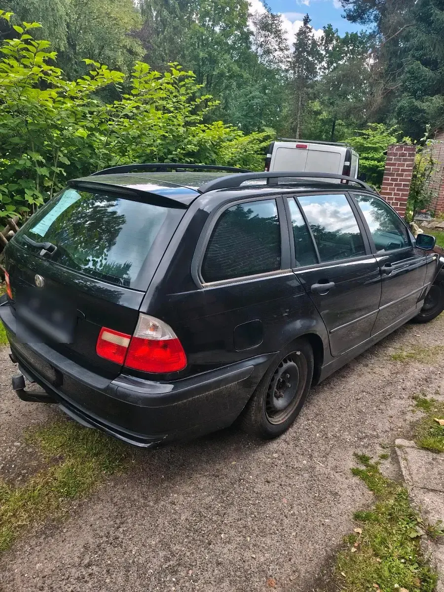 Gebraucht BMW 316 116 PS (85 kW) 2002 Schwarz Kombi