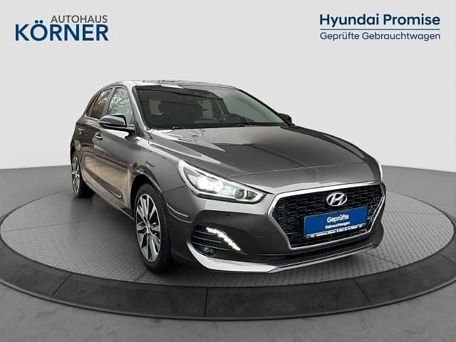 Grau Gebraucht 2019 Hyundai i30 YES! Limousine | 14.900 € (Fairer Preis) - Bild 1/4