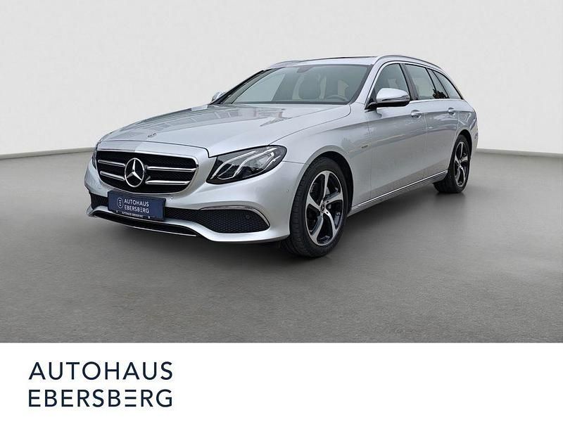 Silber Gebraucht 2019 Mercedes E200 Avantgarde Limousine | 25.500 € (Guter Preis) - Bild 1/4