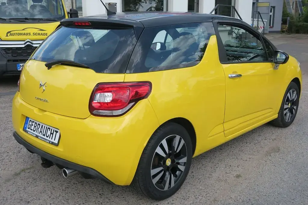 Gebraucht Citroën DS3 Chic 95 PS (69 kW) 2010 Gelb Kleinwagen