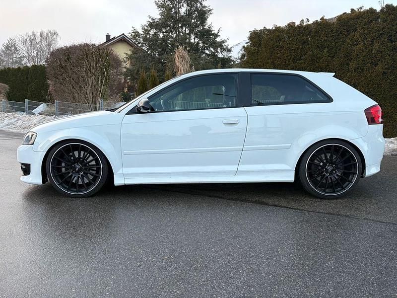 Gebraucht Audi S3 Comfort 265 PS (194 kW) 2007 Weiß Limousine