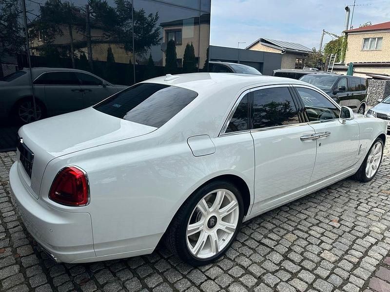 Gebraucht Rolls Royce Ghost 571 PS (419 kW) 2015 Alpinweiß Limousine