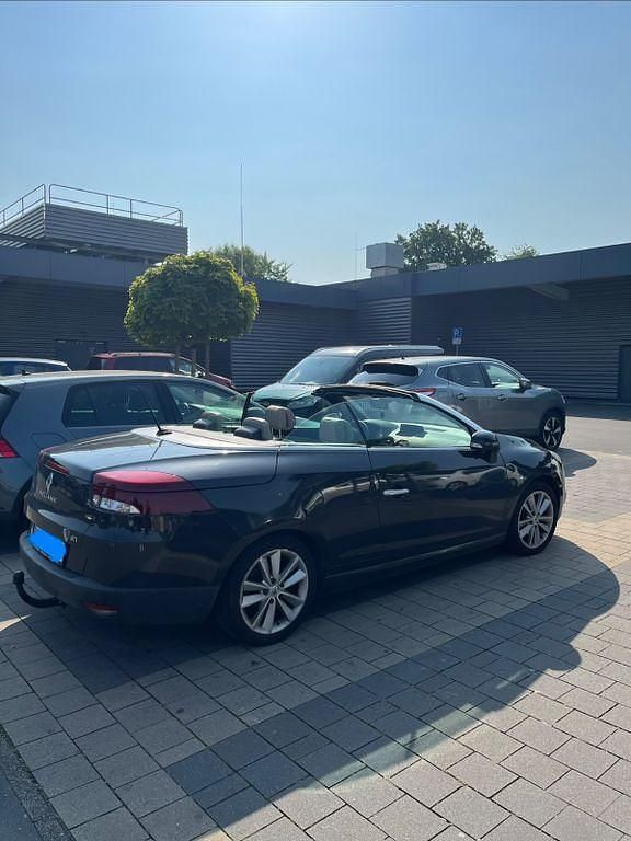 Gebraucht Renault Mégane Cabriolet 131 PS (96 kW) 2010 Schwarz Cabrio