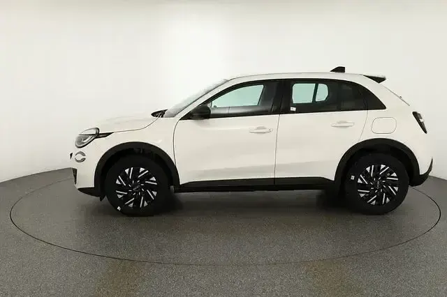 Neu Fiat 600 100 PS (73 kW) 2025 Andere SUV