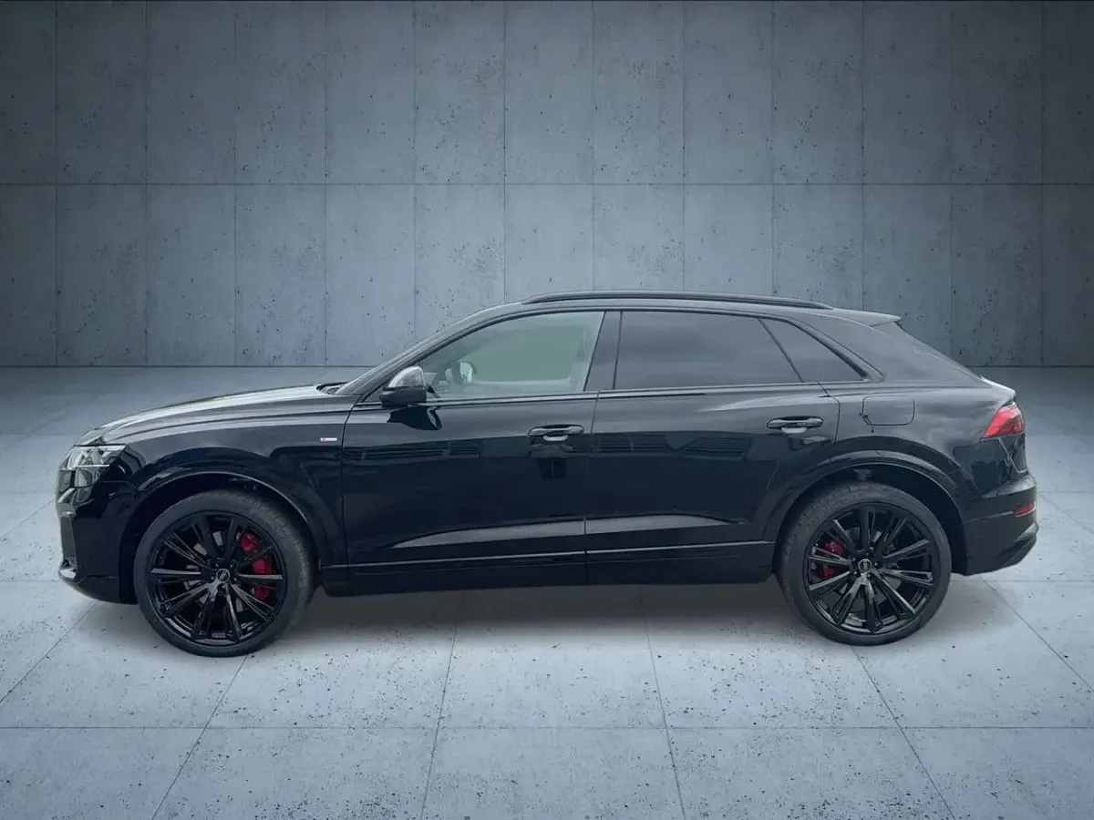Neu Audi Q8 Business 489 PS (359 kW) 2026 Mythosschwarz metallic SUV