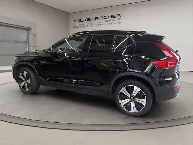 Gebraucht Volvo XC40 Plus 169 kW (231 PS) 2023 Schwarz SUV