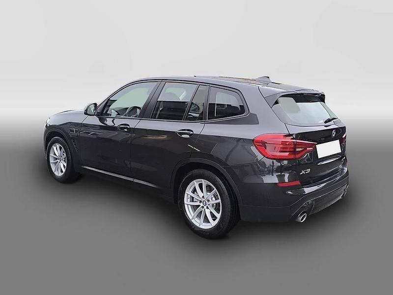 Gebraucht BMW X3 Advantage 184 PS (135 kW) 2021 Grau SUV