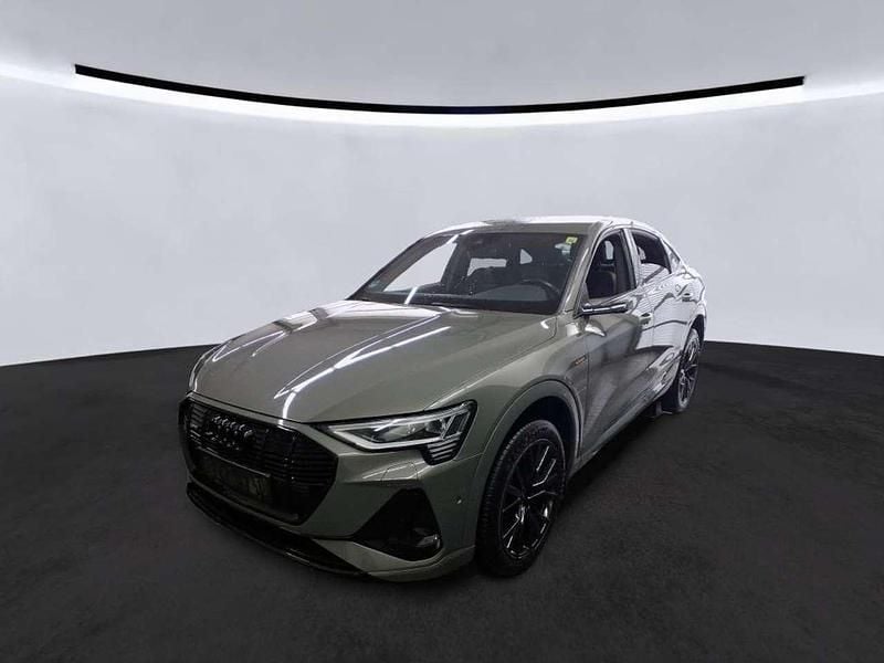 Chronosgrau metallic Gebraucht 2022 Audi e-tron Sportback Black Edition SUV | 33.725 € (Superpreis) - Bild 1/2