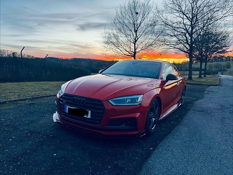 Gebraucht Audi S5 Ambiente 354 PS (260 kW) 2018 Rot Coupé
