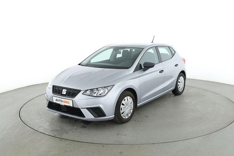 Grau Gebraucht 2018 Seat Ibiza Reference Limousine | 10.960 € (Superpreis) - Bild 1/3
