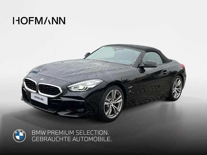 Saphirschwarz metallic Gebraucht 2024 BMW Z4 M Sport Cabrio | 49.802 € (Teuer) - Bild 1/3