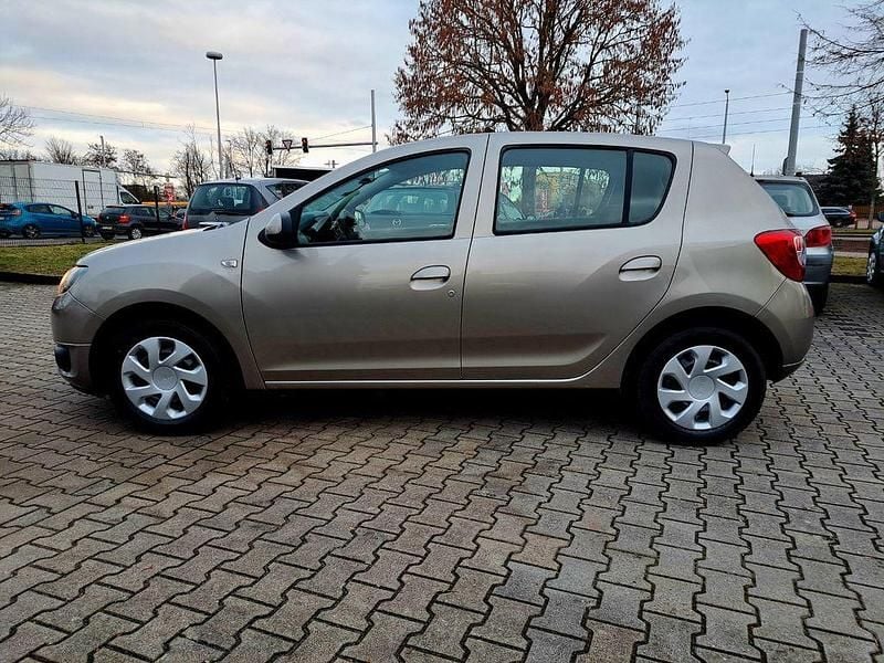 Gebraucht Dacia Sandero Lauréate 90 PS (66 kW) 2015 Limousine