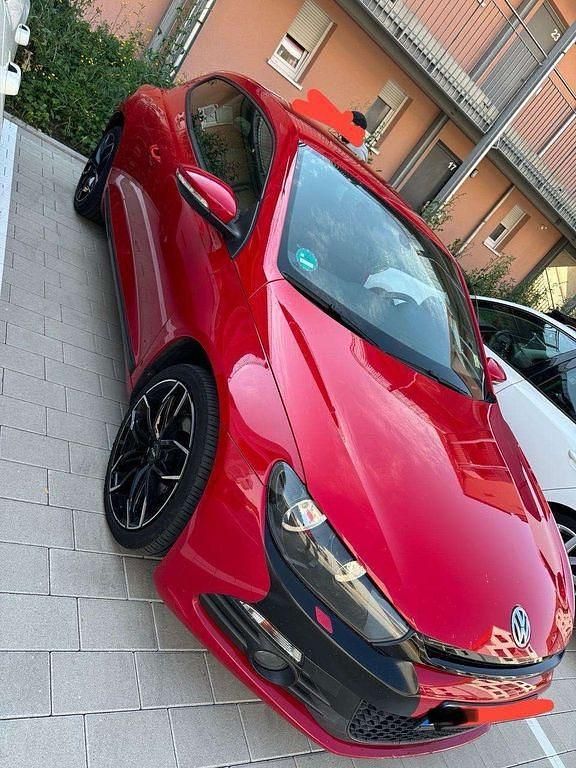 Rot Gebraucht 2010 VW Scirocco Team Coupé | 6.700 € (Fairer Preis) - Bild 1/4