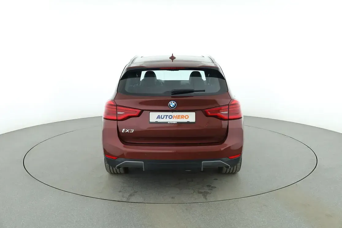 Gebraucht BMW iX3 Impressive 210 kW (286 PS) 2021 Rot SUV