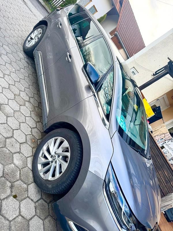 Second-hand Renault Espace 160 CP (117 kW) 2015 Gri Monovolum