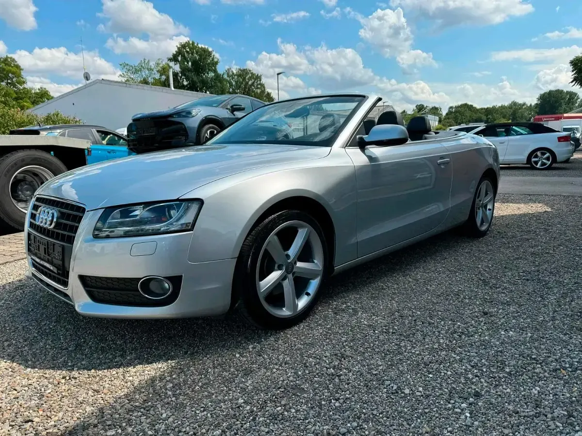 Gebraucht Audi A5 Cabriolet 211 PS (155 kW) 2010 Silber Cabrio