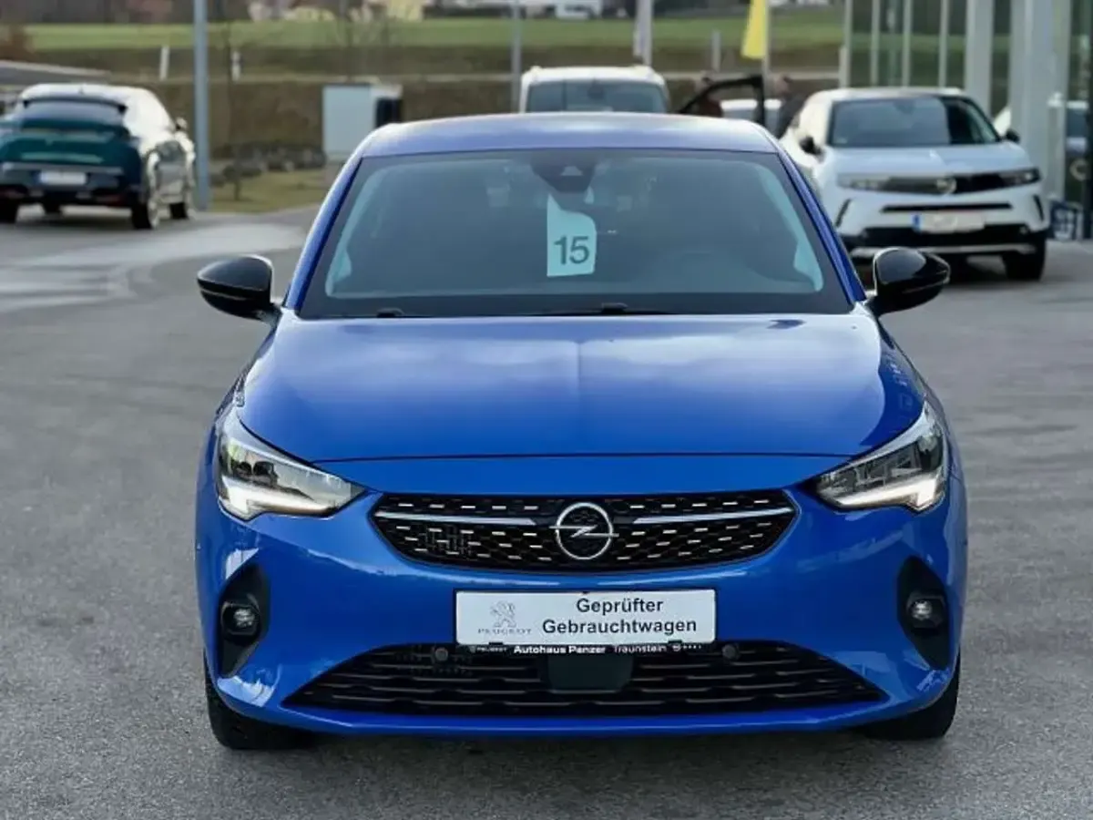 Gebraucht Opel Corsa Elegance 101 PS (74 kW) 2023 Voltaik blau metallic Kleinwagen