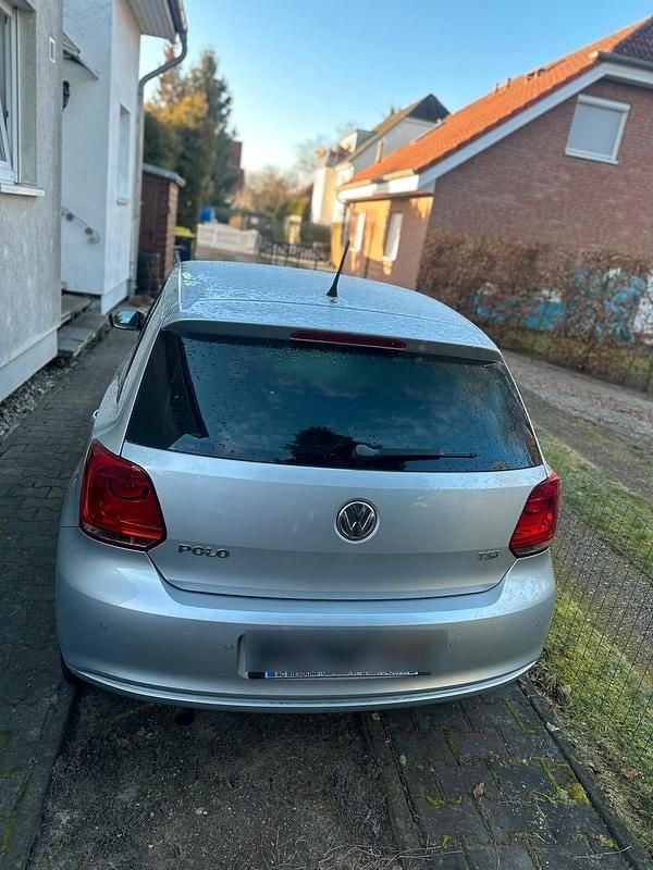 Gebraucht VW Polo Match 105 PS (77 kW) 2011 Silber Kleinwagen