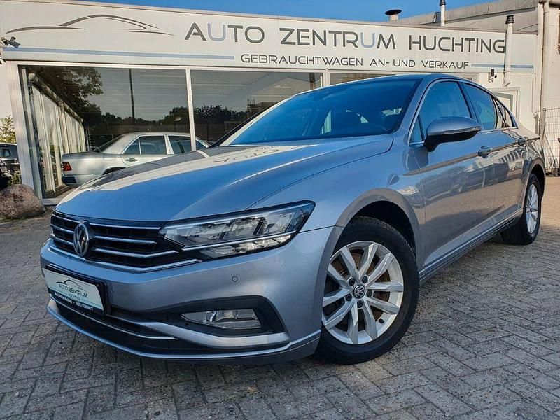 Pyritsilber metallic Gebraucht 2019 VW Passat Business Limousine | 17.450 € (Guter Preis) - Bild 1/4