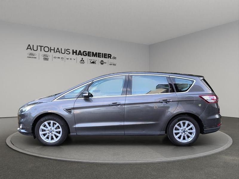 Gebraucht Ford S-MAX Titanium 160 PS (117 kW) 2018 Magneticgrau metallic Van / Kleinbus