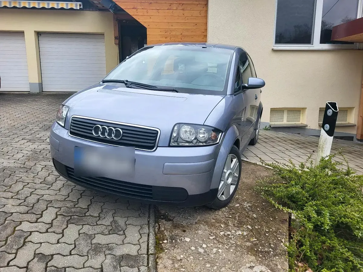 Second-hand Audi A2 90 CP (66 kW) 2005 Argintiu Hatchback