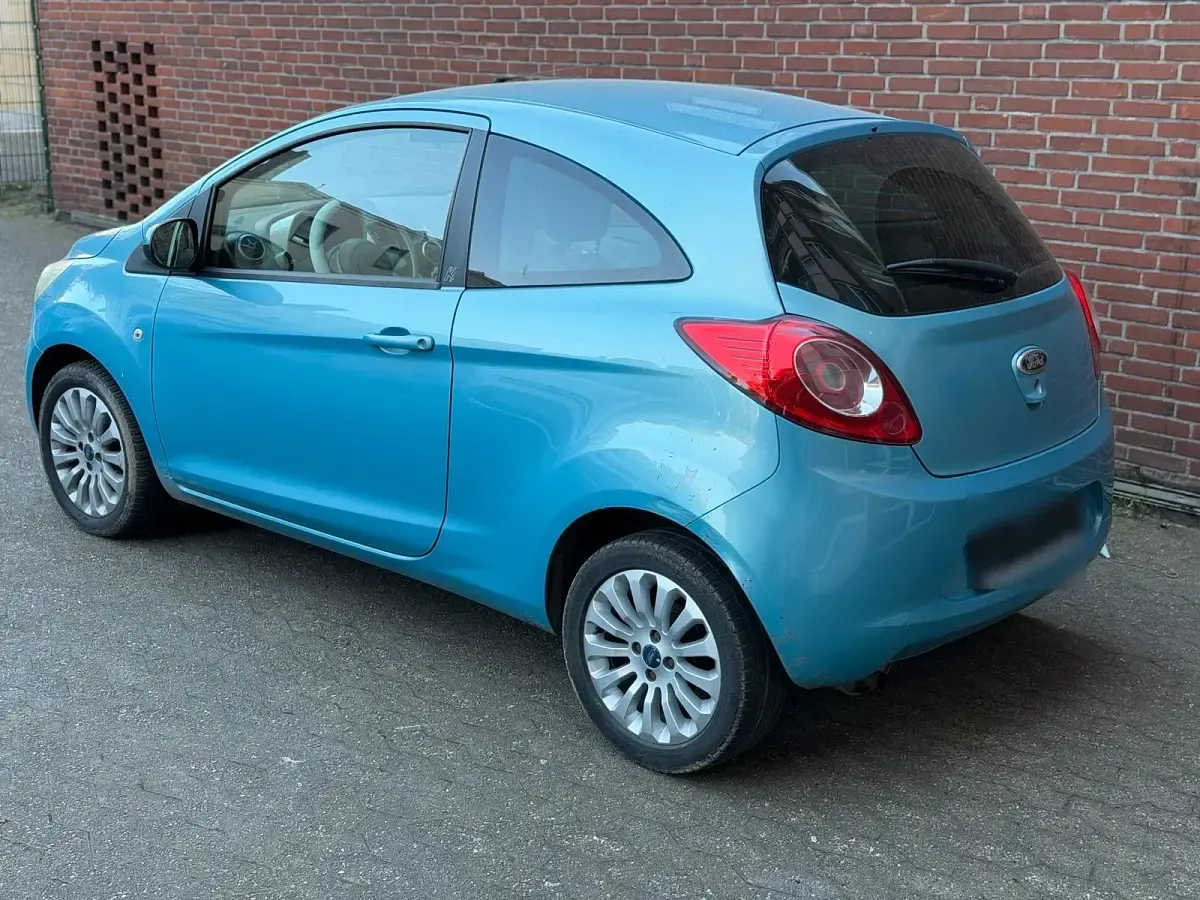 Usata Ford Ka 69 CV (50 kW) 2009 Blu Utilitaria