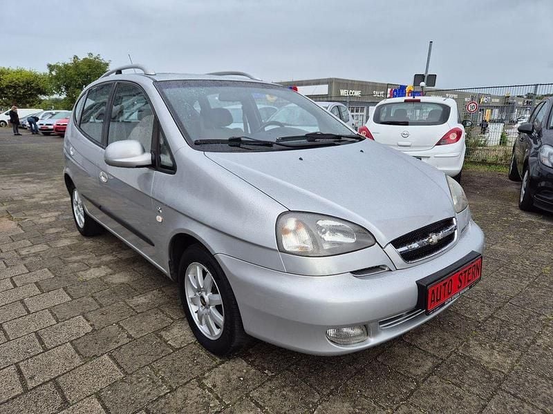 Silber Gebraucht 2006 Chevrolet Tacuma SX Van / Kleinbus | 2.250 € (Fairer Preis) - Bild 1/4