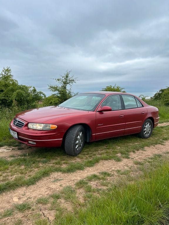 Gebraucht Buick Regal 197 PS (144 kW) 1998 Rot Limousine