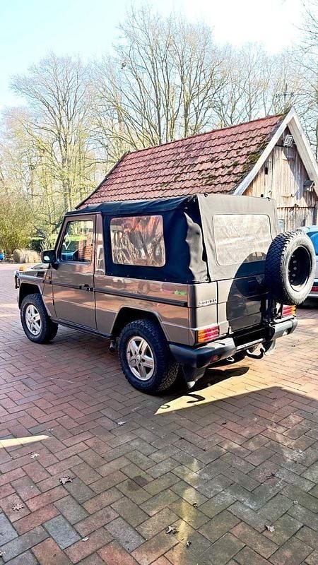 Gebraucht Mercedes G300 113 PS (83 kW) 1990 Grau SUV