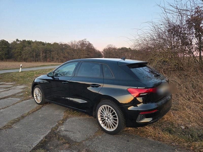 Używany Audi A3 Advanced 150 KM (110 kW) 2020 Czarny Sedan/Limuzyna