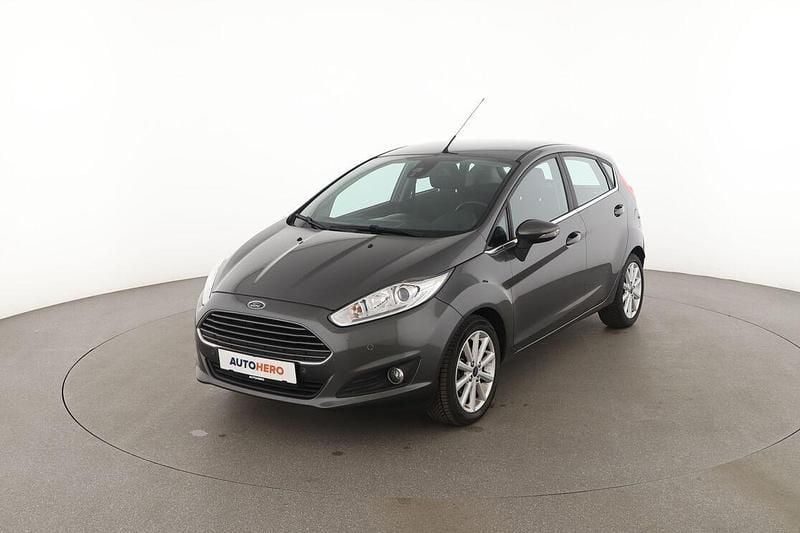Grau Gebraucht 2017 Ford Fiesta Titanium Kleinwagen | 8.470 € (Guter Preis) - Bild 1/3