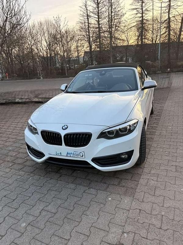 Gebraucht BMW 220 Sport Line 184 PS (135 kW) 2021 Weiß Cabrio