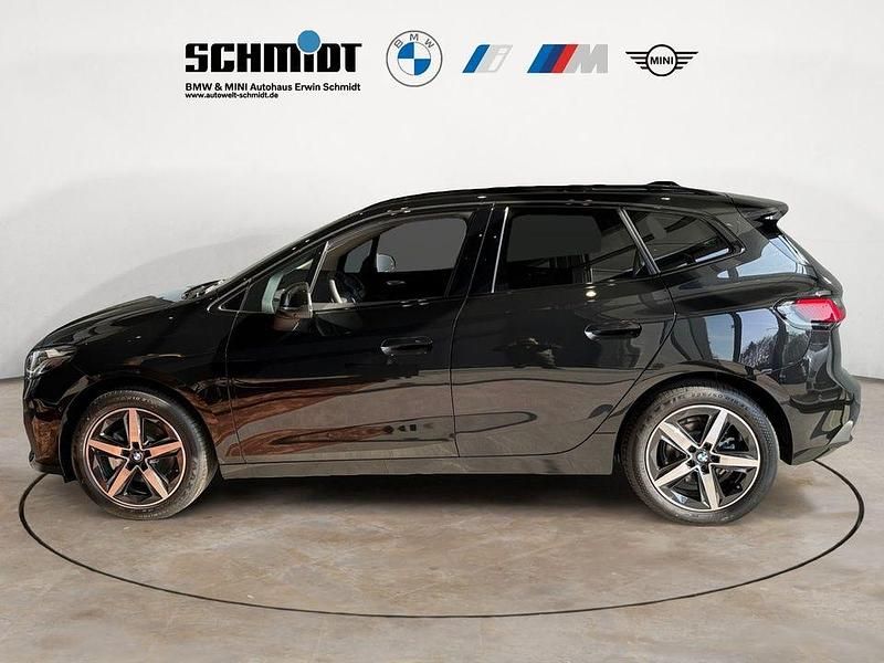 Neu BMW 218 Active Tourer Efficient Dynamics 136 PS (100 kW) 2025 Sapphirschwarz Van / Kleinbus