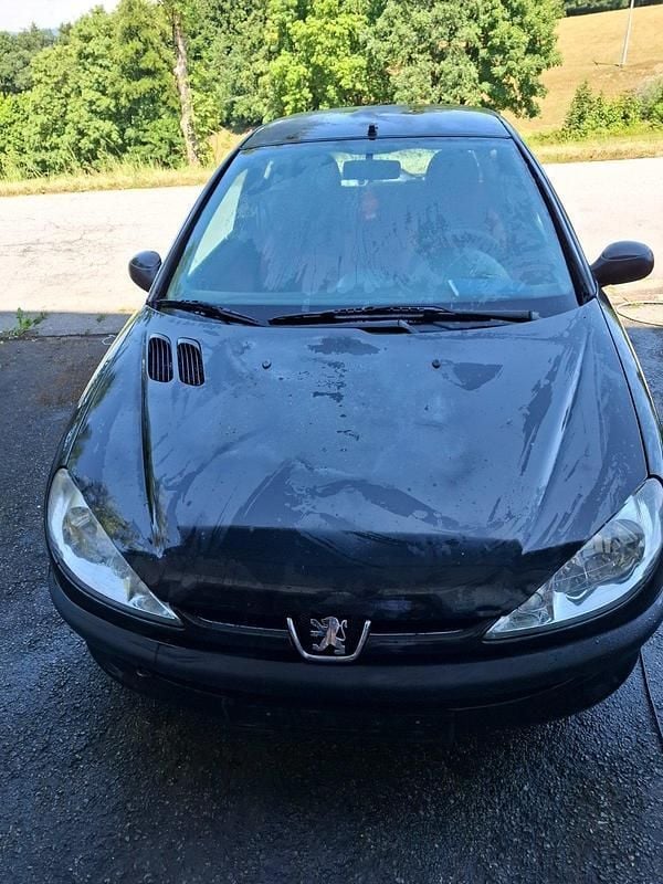Schwarz Gebraucht 2004 Peugeot 206 Kleinwagen | 250 € (Fairer Preis) - Bild 1/4
