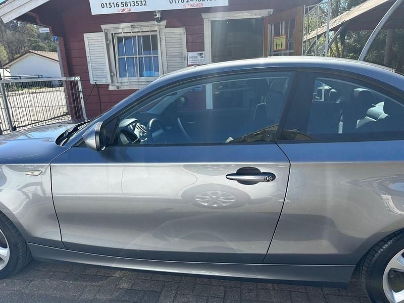Gebraucht BMW 120 Coupé 177 PS (130 kW) 2010 Grau Coupé