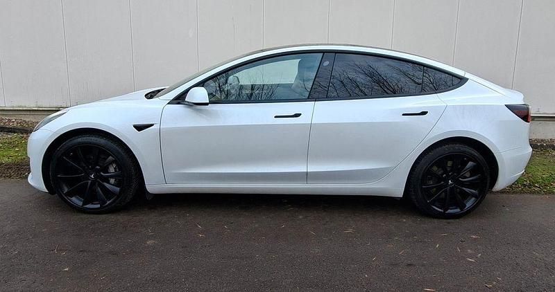 Gebraucht Tesla Model 3 366 kW (498 PS) 2022 Weiß Limousine