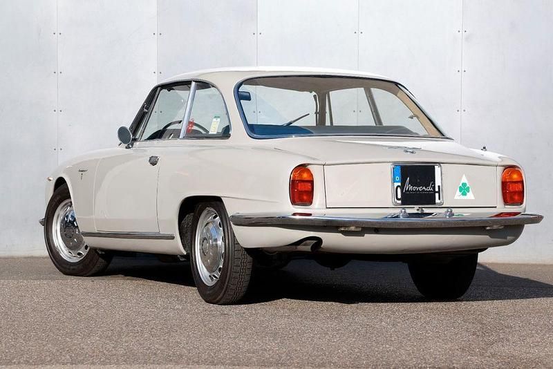 Gebraucht Alfa Romeo 2000 Sprint 116 PS (85 kW) 1961 Grau Coupé