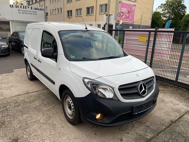 Gebraucht Mercedes Citan 109 90 PS (66 kW) 2017 Weiß Van / Kleinbus