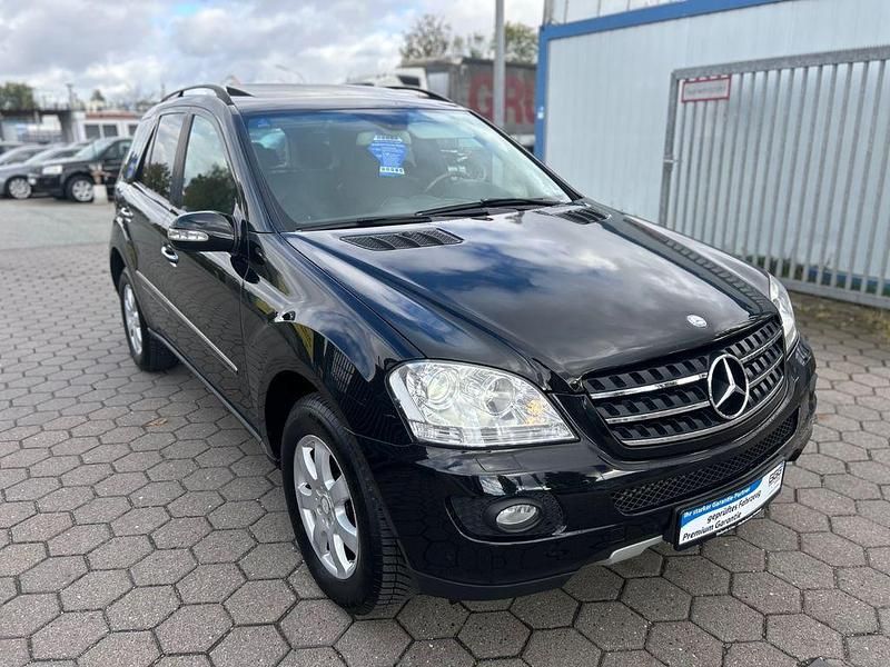 Gebraucht Mercedes ML320 224 PS (164 kW) 2007 Schwarz SUV