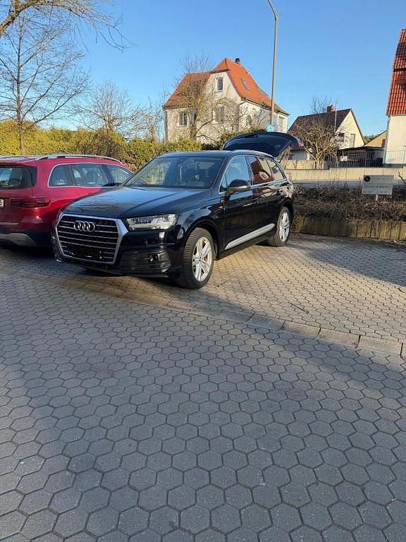 Gebraucht Audi Q7 Ambiente 272 PS (200 kW) 2017 Schwarz SUV