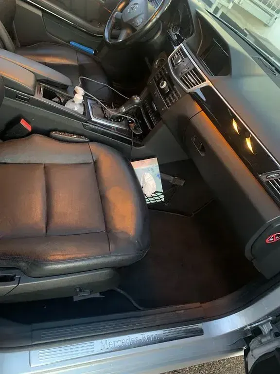 Gebraucht Mercedes E250 204 PS (150 kW) 2011 Silber Limousine