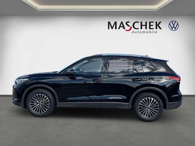 Neu VW Tiguan 131 PS (96 kW) 2026 Grenadillschwarz metallic SUV