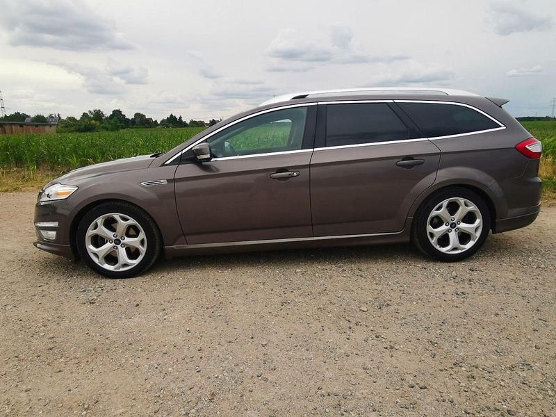 Gebraucht Ford Mondeo Titanium S 239 PS (175 kW) 2011 Braun Kombi