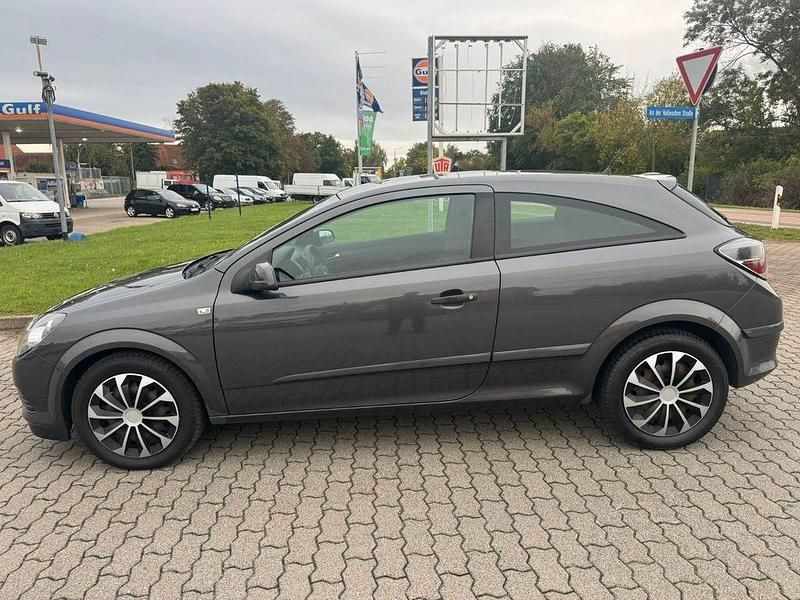 Gebraucht Opel Astra GTC Edition 90 PS (66 kW) 2009 Grau Coupé