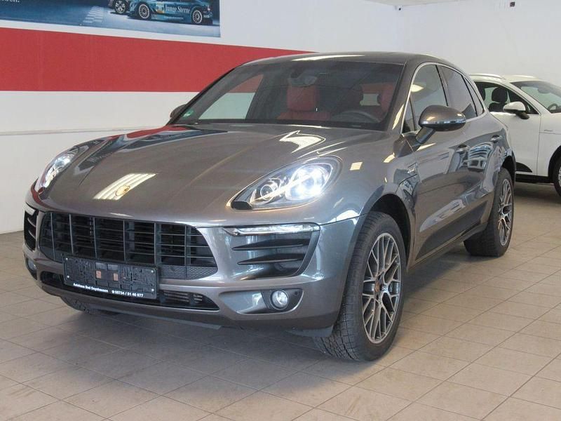 Grau Gebraucht 2014 Porsche Macan S SUV | 40.890 € (Teuer) - Bild 1/4